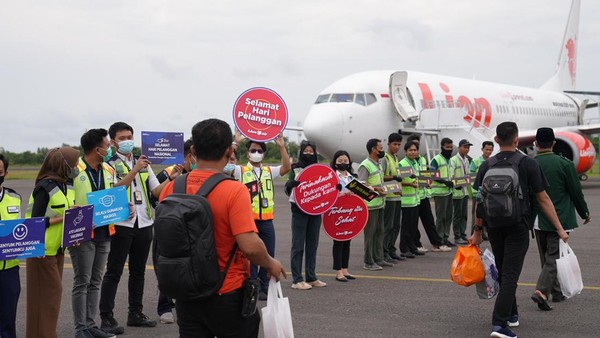 Penerbangan ini menghubungkan Bandara Internasional Sultan Mahmud Badaruddin II di Palembang dengan Bandara Depati Amir di Pangkalpinang, Pulau Bangka. Penerbangan ini hanya memakan waktu 20-25 menit saja. (dok. Lion Air)