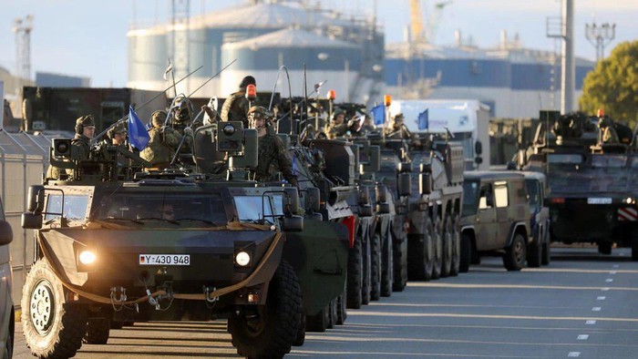 Around a hundred German soldiers have disembarked in Klaipeda PETRAS MALUKAS AFP