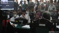 Penampakan Ade Yasin Di Sidang Dugaan Suap Pegawai BPK Jabar