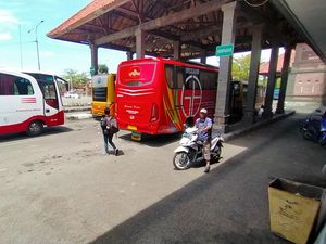 BBM Naik, Sopir Bus AKDP di Jembrana Angkat Tarif 20 Persen