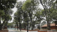Area komunal terbuka TMII yang sudah siap dipakai (Foto: Rengga Sancaya/detikcom)
