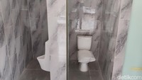 Toilet baru di pinggir Danau Archipelago nampak seperti yang ada di mal-mal meski lebih sempit dan sepertinya tiada AC.