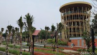 Menara pandang yang kini bernama Menara Pandang Saujana beralih rupa menjadi lebih estetis (Foto: Ahmad Masaul Khoiri/detikcom)