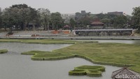 Danau Archipelago yang ditata sangat rapi. Pulau di dalamnya tak seperti endapan lumpur lagi (Foto: Rengga Sancaya/detikcom)