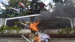 Aksi Tolak Kenaikan Harga BBM Meluas ke Daerah, Ini Foto-fotonya