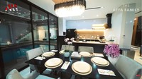 Ruang makan rumah Verrell Bramasta. Foto: Dok. Channel YouTube Atta Halilintar