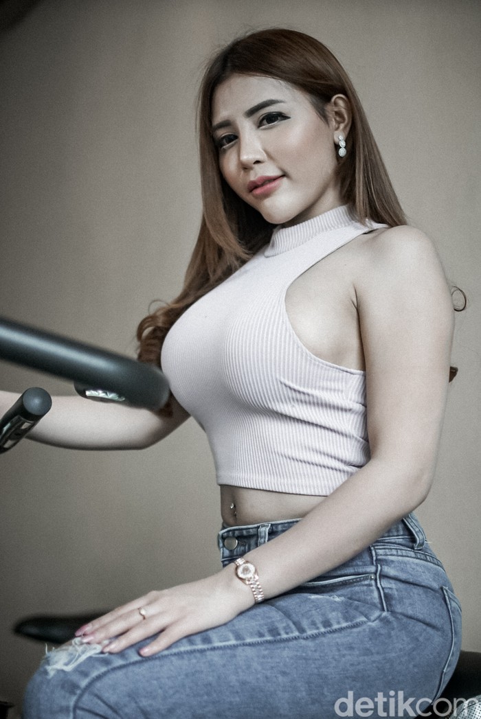 vivi jovita