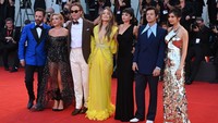 Namun di film Dont Worry Darling, Olivia Wilde yang menjabat sebagai sutradara harus mengarahkan Florence Pugh beradegan mesra dengan Harry Styles. (Foto: Getty Images/Kate Green)