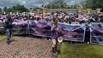 Aksi Warga Papua Geruduk DPRD Mimika