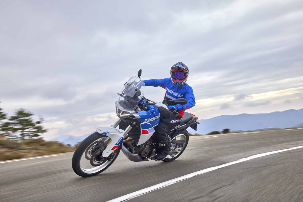 Aprilia Tuareg 660 ini ditawarkan dengan harga on-the-road DKI Jakarta Rp 656.000.000.