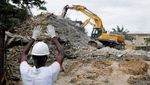 Bangunan 7 Lantai di Nigeria Runtuh