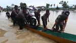 Potret Banjir yang Menerjang Palu, Rumah Terendam-Lansia Dievakuasi