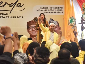 Jabar Hari Ini: Dedi Mulyadi Undur Diri dari Golkar