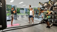 Fasilitas gym dan olahraga tak lepas kegiatan hotel. Tiap paginya ada kelas yoga, muai thai dan lainnya yang dijadwal bergantian untuk menyegarkan hari para tamu hotel. (Mamaka by Ovolo/Istimewa)