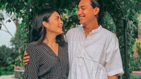 stri Adipati Dolken, Canti Tachril sedang mengandung anak pertama. Namun belum diketahui jenis kelamin anak mereka. (Foto: Instagram @cantitachril)