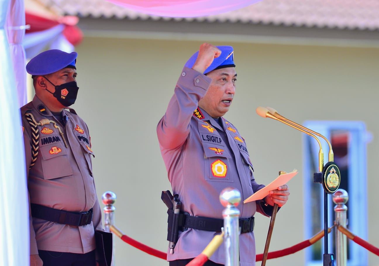 Kapolri Jenderal Listyo Sigit melepas pasukan perdamaian Kontingen Garuda Bhayangkara Satgas FPU 4 Minusca