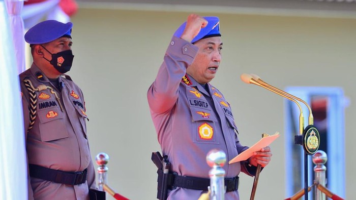 Kapolri Jenderal Listyo Sigit melepas pasukan perdamaian Kontingen Garuda Bhayangkara Satgas FPU 4 Minusca