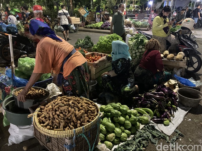 Kenaikan harga di Pasar Keputran Surabaya