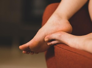 Cara Mengatasi Kutu Air Secara Alami dan Medis agar Cepat Kering