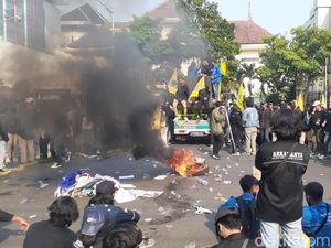 PKS Solo Kritisi Kenaikan BBM: Mending Tunda IKN