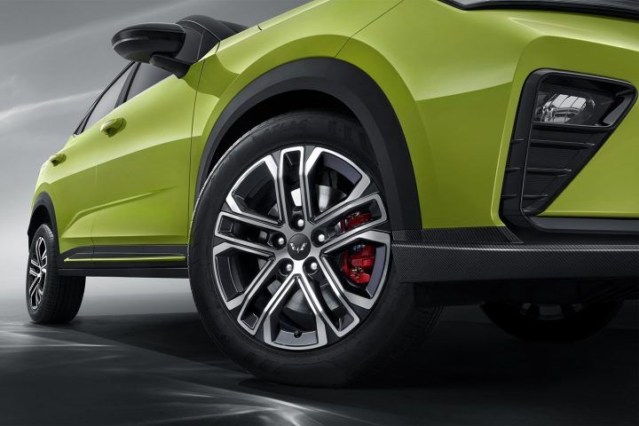 Mobil SUV All New Wuling Xing Chi