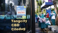Selain angkot Si Benteng, Pemkot Tangerang juga menggratiskan Bus Tayo.