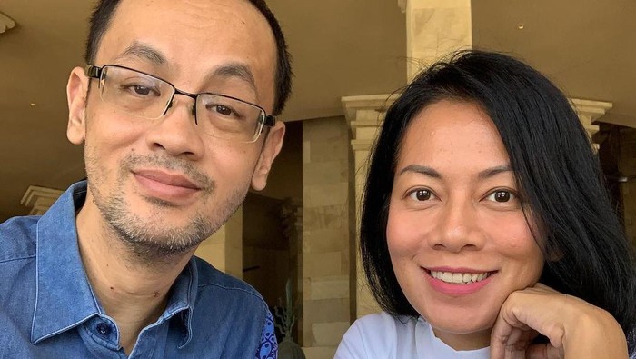 Reza Gunawan dan Dewi Dee Lestari