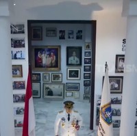 Sutiyoso mengatakan, tujuan dari museum tersebut untuk menginspirasi anak muda. Dulu ia nekat berhenti kuliah demi bisa masuk akmil. Padahal, sang ibu melarangnya menjadi anggota TNI. Karena panggilan hati. Anak-anak muda harus tahu bahwa yang menentukan masa depan kita bukan orang lain, termasuk orangtua, tapi kita sendiri, kata Sutiyoso yang pernah mengabdi sebagai tentara selama 30 tahun sebelum menjabat sebagai gubernur DKI. (Foto: YouTube/Trans7 Official)