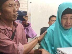 Tangis Soimah, Ibu Santri yang Tewas Diduga Dianiaya di Ponpes Gontor
