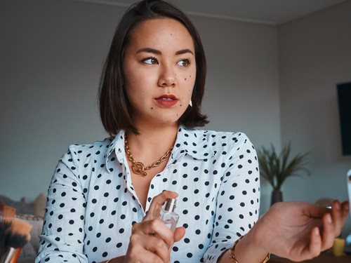 Rekomendasi 5 Parfum untuk First Date yang Wanginya Feminin