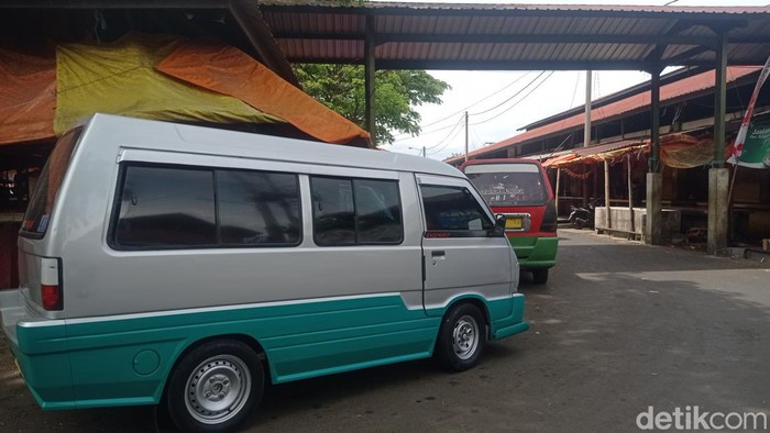 Angkot di Cianjur.
