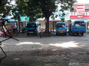 Naiknya Harga BBM Bikin Nasib Angkot Pasuruan di Ujung Tanduk