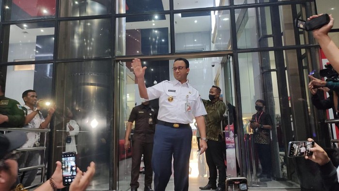 Anies Baswedan Selesai Diperiksa KPK (Wilda-detikcom)