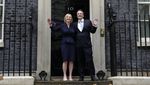 Momen Liz Truss Ketemu Ratu Inggris-Berkantor Pertama Kali Sebagai PM