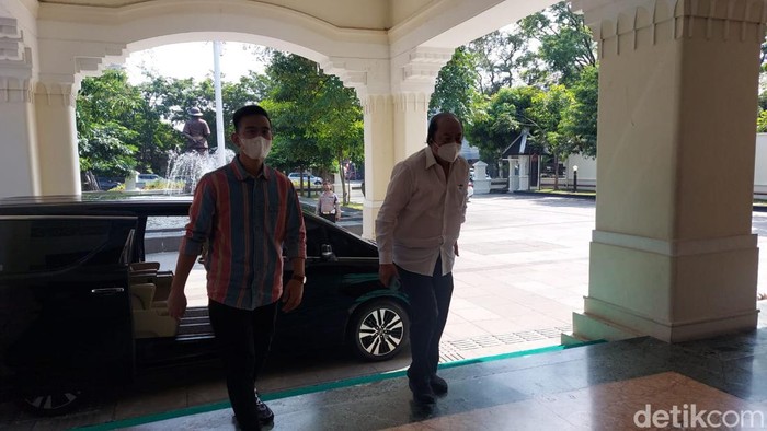 Dato Sri Tahir dan Wali Kota Solo Gibran Rakabuming Raka di Loji Gandrung, Rabu (7/9/2022).