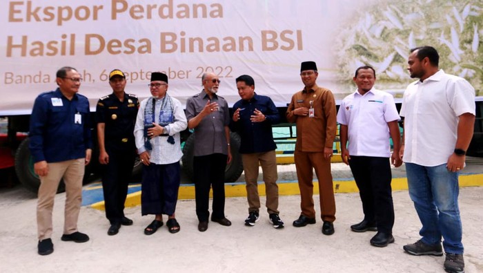 Desa Meunasah Asan, Aceh, yang merupakan binaan PT Bank Syariah Indonesia Tbk (BSI) melakukan ekspor perdana 60 ton bandeng ke Korea Selatan dan Jepang.