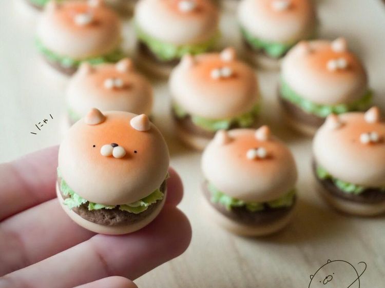 Baker Jepang Ini Bikin Macaron dan Mochi Berbentuk Karakter Lucu