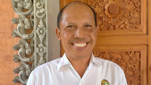 Direktur Utama Perumda Air Minum Tirta Hita Buleleng atau PDAM Buleleng Made Lestariana.