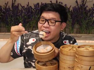 Erwin Putra Makin Cuan Dari Makan dan Travelling
