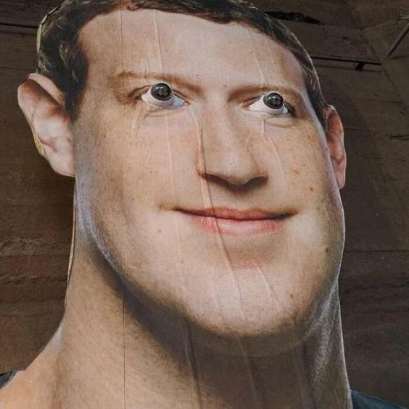 Foto membingungkan yang bikin penasaran