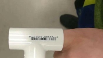 Bagaimana jarinya bisa begitu ya? Foto: Boredpanda