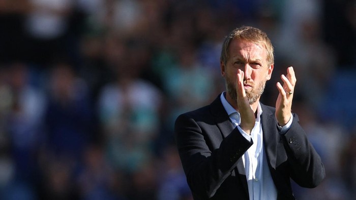 Brightons English manager Graham Potter applauds at the end of the English Premier League football match between Brighton and Hove Albion and Leicester City at the American Express Community Stadium in Brighton, southern England on September 4, 2022. - Brighton and Hove Albion won 5 - 2 against Leicester City.  - RESTRICTED TO EDITORIAL USE. No use with unauthorized audio, video, data, fixture lists, club/league logos or live services. Online in-match use limited to 120 images. An additional 40 images may be used in extra time. No video emulation. Social media in-match use limited to 120 images. An additional 40 images may be used in extra time. No use in betting publications, games or single club/league/player publications. (Photo by Adrian DENNIS / AFP) / RESTRICTED TO EDITORIAL USE. No use with unauthorized audio, video, data, fixture lists, club/league logos or live services. Online in-match use limited to 120 images. An additional 40 images may be used in extra time. No video emulation. Social media in-match use limited to 120 images. An additional 40 images may be used in extra time. No use in betting publications, games or single club/league/player publications. / RESTRICTED TO EDITORIAL USE. No use with unauthorized audio, video, data, fixture lists, club/league logos or live services. Online in-match use limited to 120 images. An additional 40 images may be used in extra time. No video emulation. Social media in-match use limited to 120 images. An additional 40 images may be used in extra time. No use in betting publications, games or single club/league/player publications. (Photo by ADRIAN DENNIS/AFP via Getty Images)