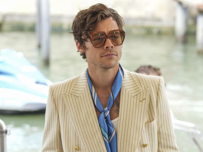 VENICE, ITALY - SEPTEMBER 05: Harry Styles is seen on September 05, 2022 in Venice, Italy. (Photo by MEGA/GC Images)