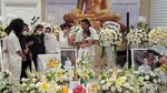 Momen Sharena Delon Beri Kecupan Terakhir untuk Reza Gunawan