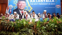 Kegiatan yang bertajuk Banten Berdzikir untuk LaNyalla The Next President RI 2024 digelar di Ballroom Hotel Horison Serang, Banten, Rabu (7/9/2022).