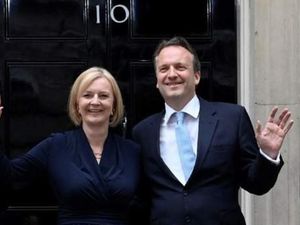 Jadi PM di Tengah Krisis Ekonomi, Liz Truss Yakin Bisa Keluar dari Badai