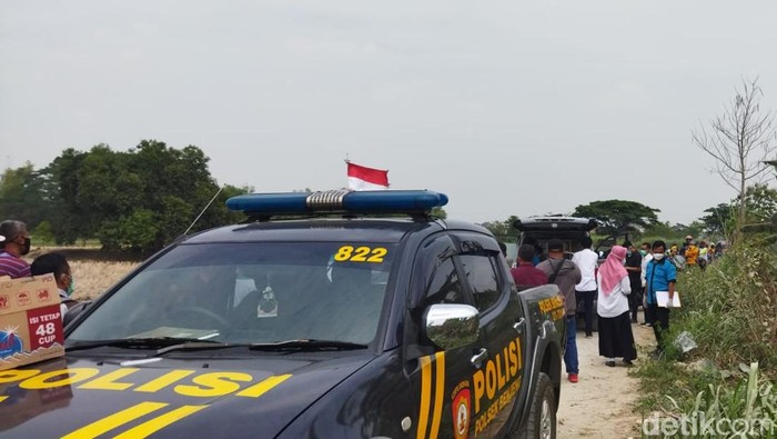 Mayat wanita dalam tas gresik