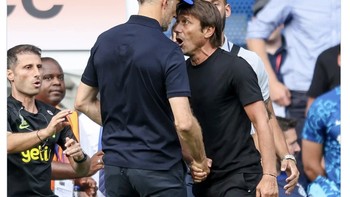 Sejak duel ini, Chelsea memang kalah terus menerus dan berujung Tuchel dipecat. Foto: Twitter