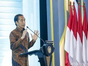 Jokowi: Tahun Ini Saya Pastikan RI Surplus Dagang dengan China