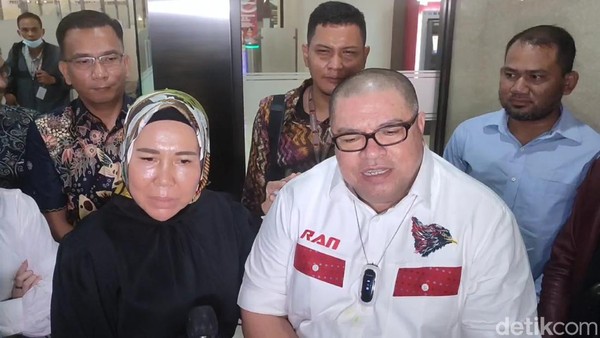 Ini Istri Pertama Razman Arif Nasution, Kadis Pariwisata Langkat